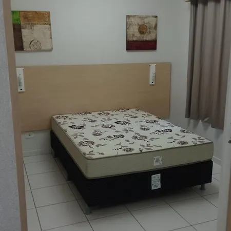 Apartamento Pontal Do Lago Caldas Novas Room photo
