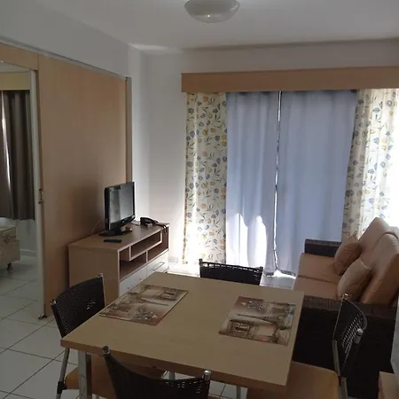 Apartamento Pontal Do Lago Caldas Novas Room photo